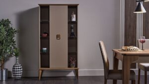 Alternative view of Alvis vitriini