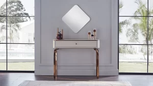 Alternative view of Larissa sivupöytä